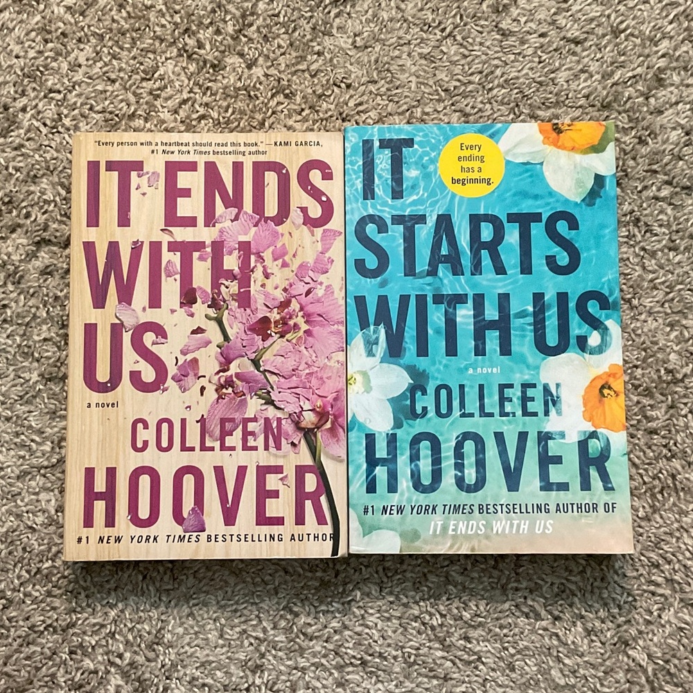Book Set - It Ends With Us & It Starts With Us